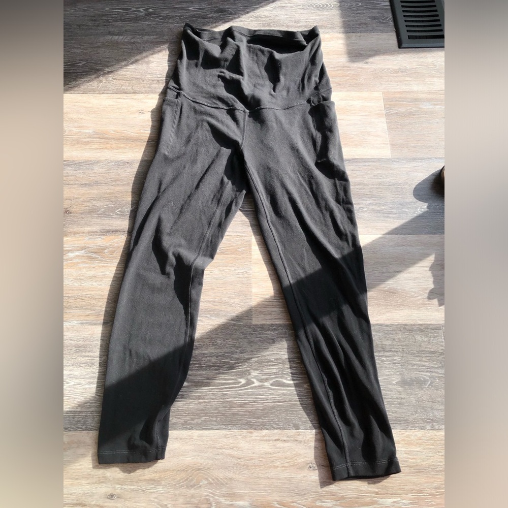 Black Maternity Capri Leggings Size Large